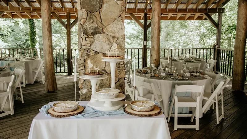 Petes Pies pub exterior in Asheville - an Arsenal supporters' pub