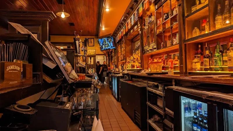 Ri Ra Irish Pub — Arsenal pub in Charlotte Ri Ra Irish Pub — Arsenal pub in Charlotte, United States