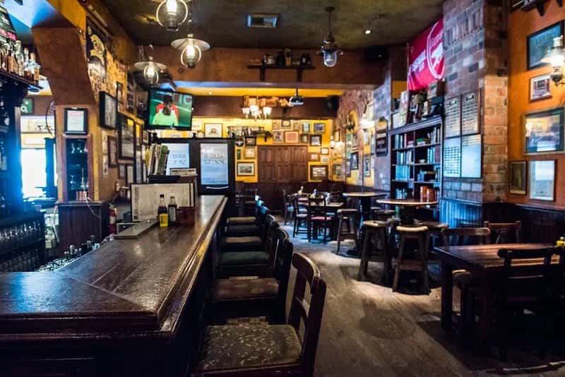 Auld Dubliner — Arsenal pub in Long Beach Auld Dubliner — Arsenal pub in Long Beach, United States