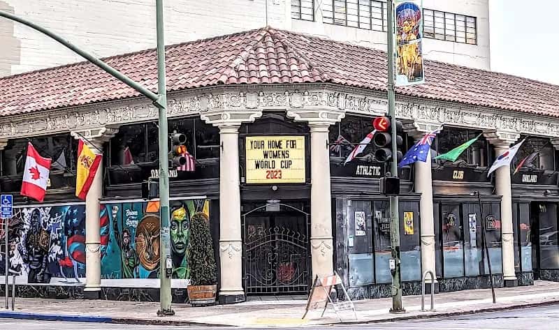 Athletic Club Oakland — Arsenal pub in Oakland Athletic Club Oakland — Arsenal pub in Oakland, United States