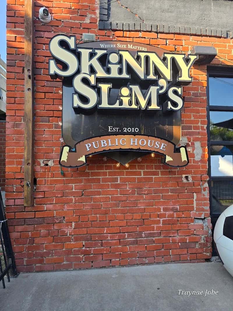 Skinny Slim's — Arsenal pub in Oklahoma City Skinny Slim's — Arsenal pub in Oklahoma City, United States