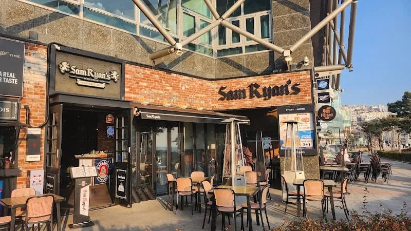 Sam Ryan's Sports Bar & Grill Busan pub exterior in Busan - an Arsenal supporters' pub